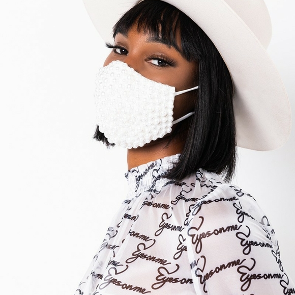 Fashion masks - Picture 1 of 1